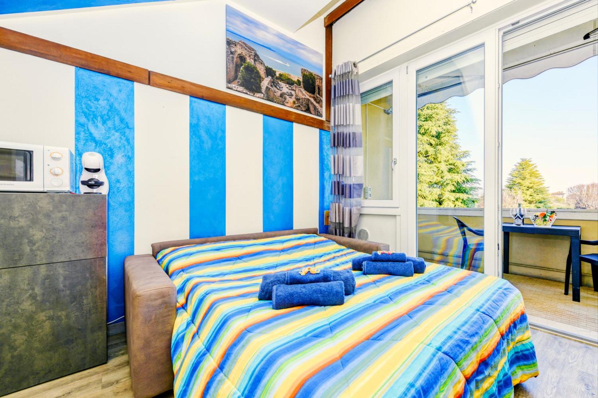 The Riva Apartment Sirmione Kültér fotó